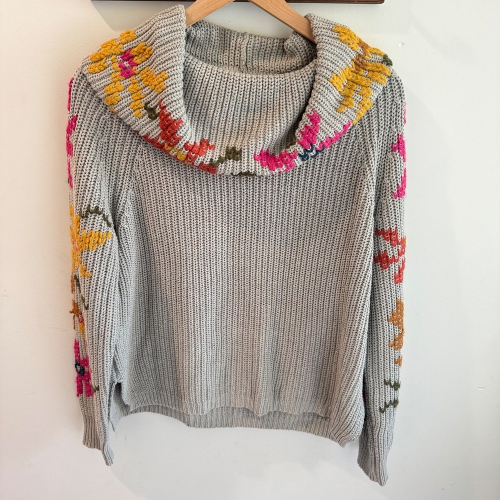 Sundance Grey Floral Embroidered Cowl Neck Chunky Ribbed Knit Sweater S